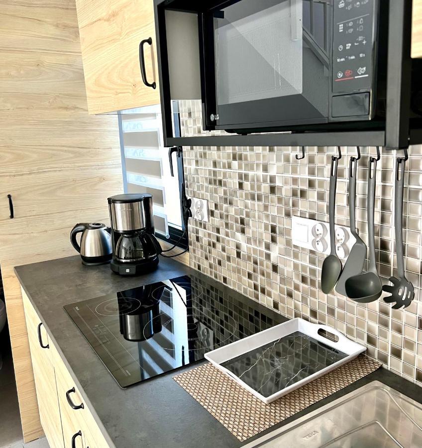 Paola Comfort Apartment กอสตากาลมา ภายนอก รูปภาพ